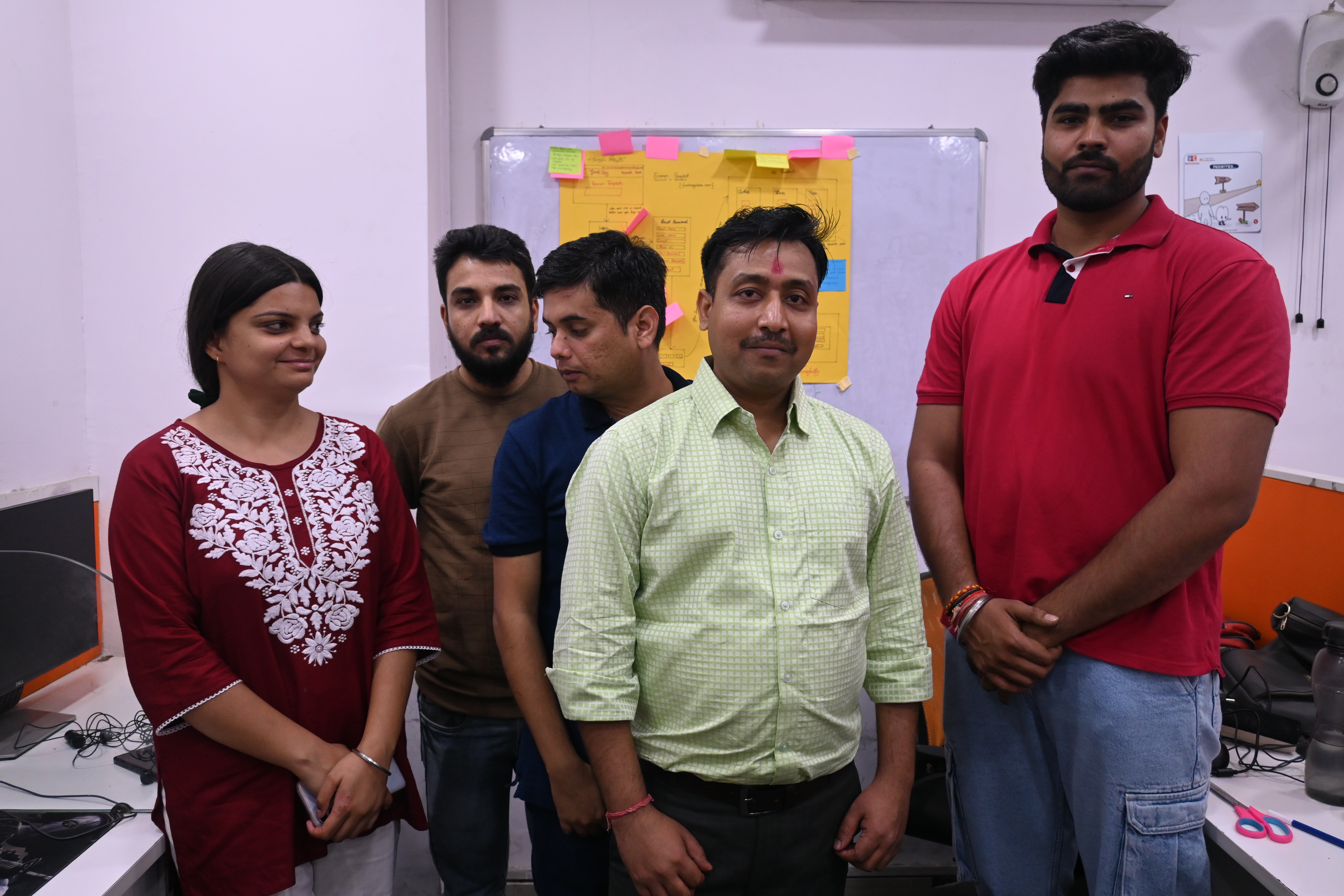 Portrait by Mari Lezhava